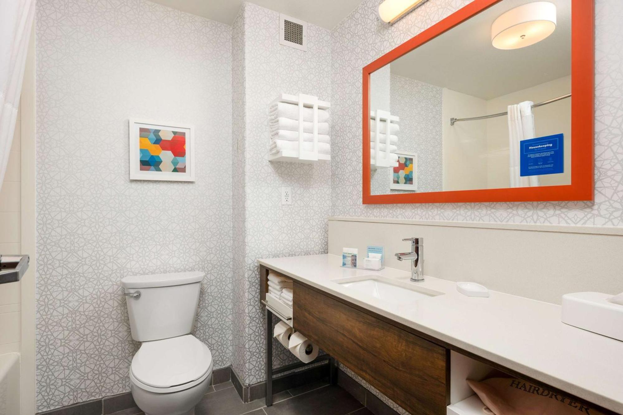 Hampton Inn&suites Hotel 3*
